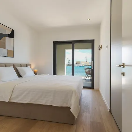 Royal Dutch 7 Apartment